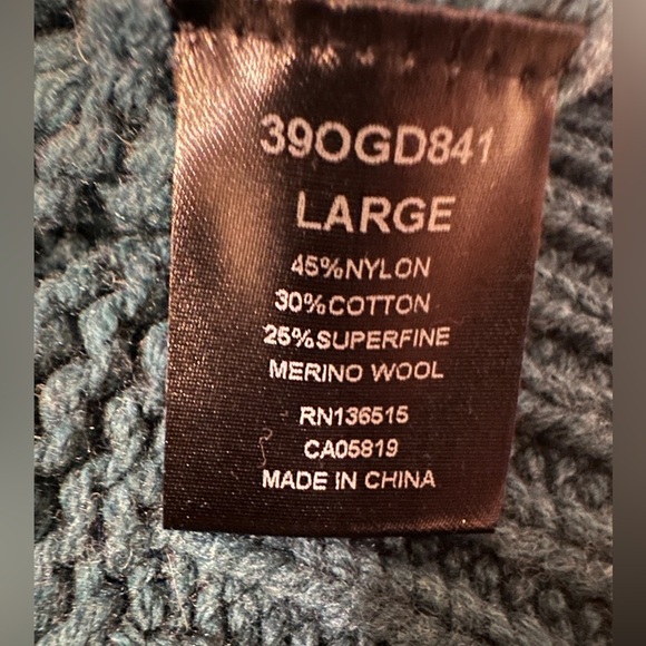 One Grey Day Colorblock Sweater - NWT - Size L - Picture 7 of 9